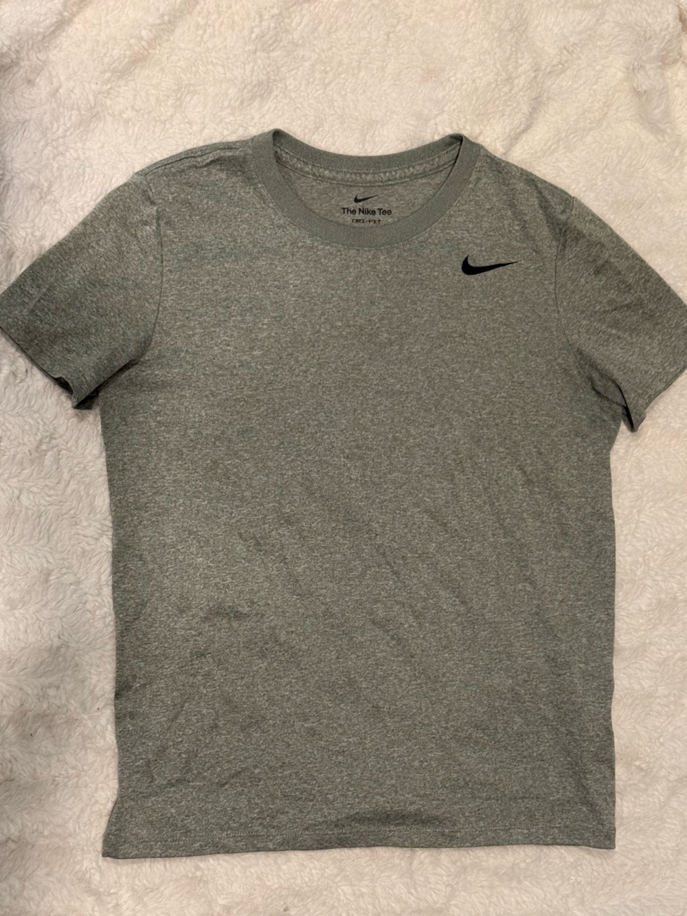 Nike the Nike tee in gray size xs